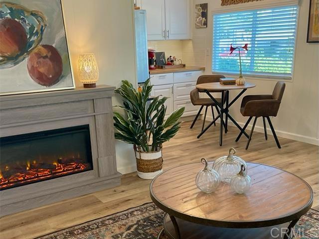 VistaAT293 - Manufactured In Park