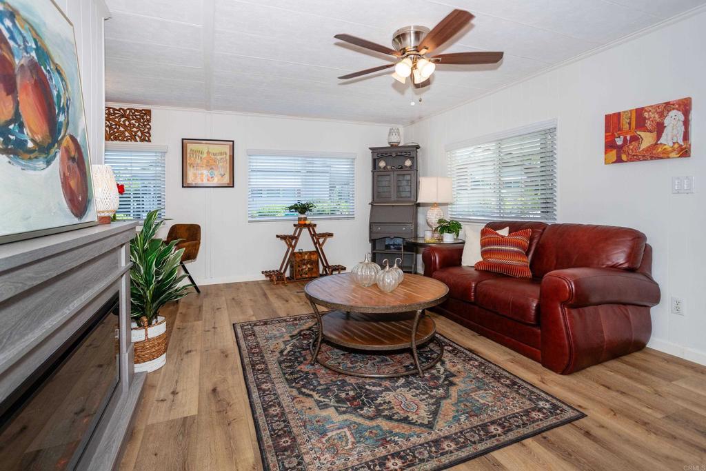 VistaAT293 - Manufactured In Park