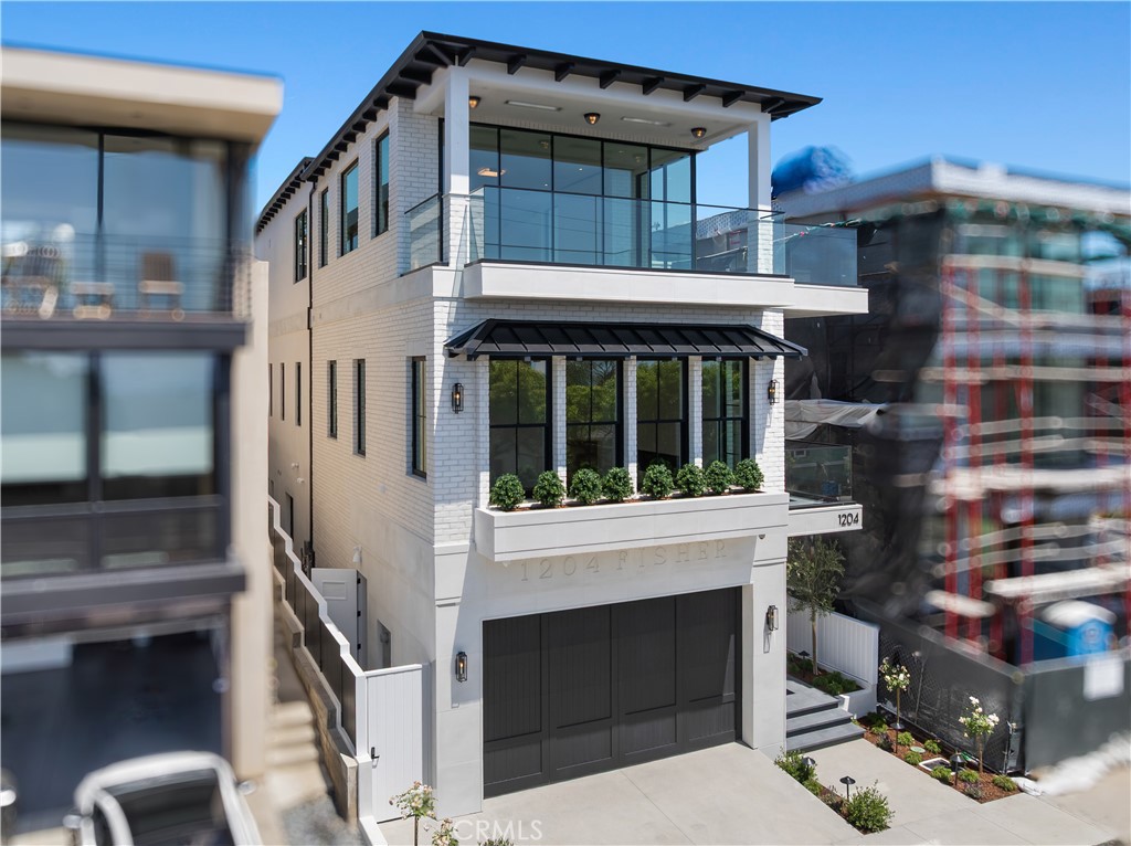 1204 Fisher Ave