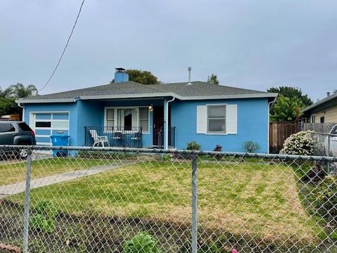 Photo of 224 Ivy Dr Dr, Menlo Park, CA 94025 (MLS # 41120304)