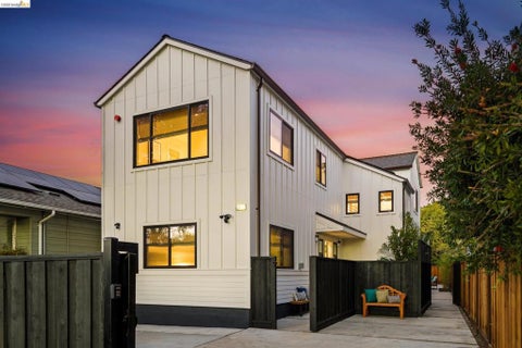 Photo of 2411 Sixth St ST, Berkeley, CA 94710 (MLS # 41151778)
