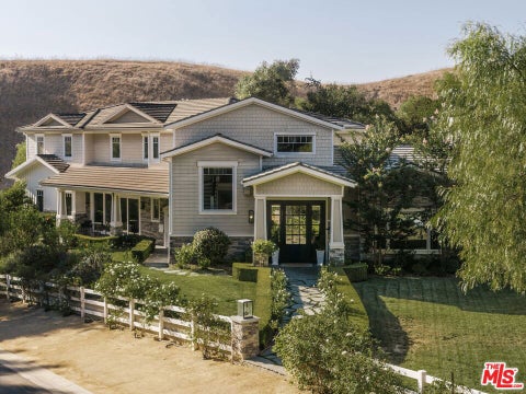 Photo of 25081 Lewis And Clark Road, Hidden Hills, CA 91302 (MLS # 26986657)