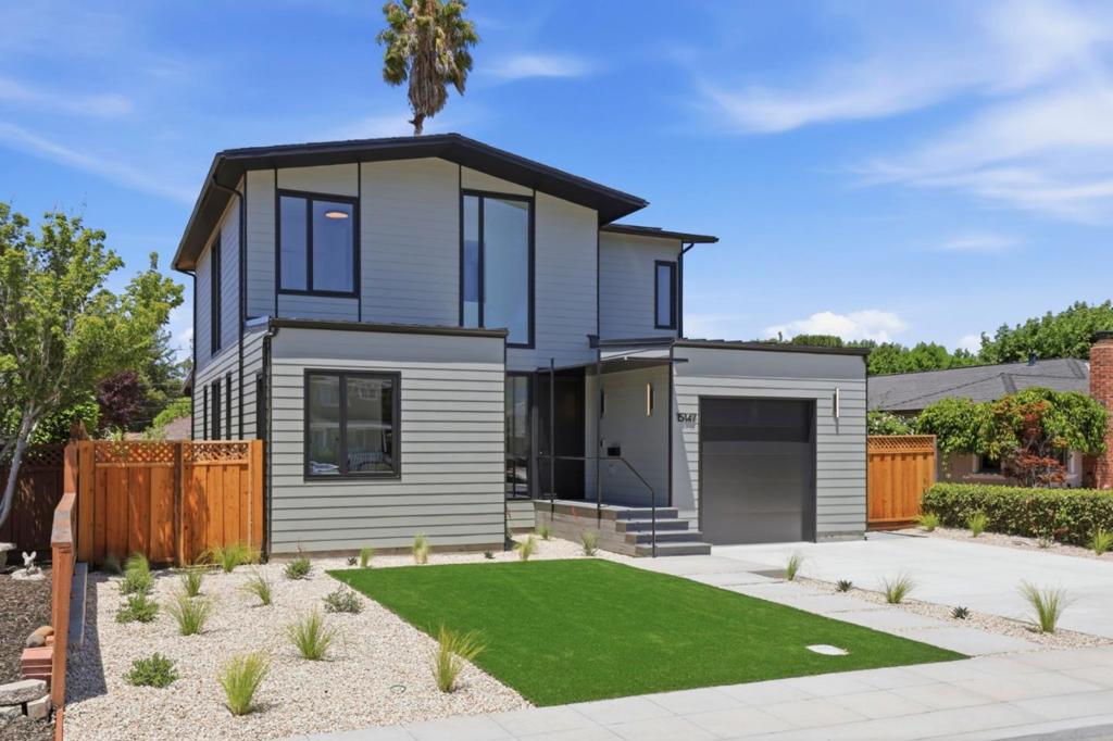 15147 Charmeran Ave