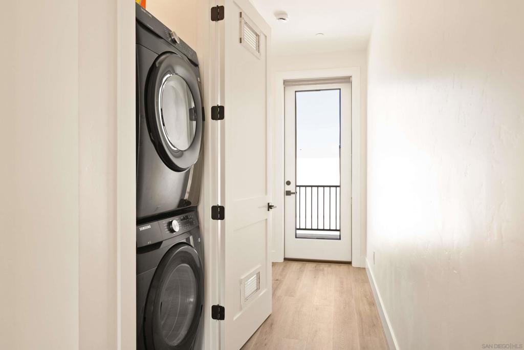 Ocean Beach - Residential Lease