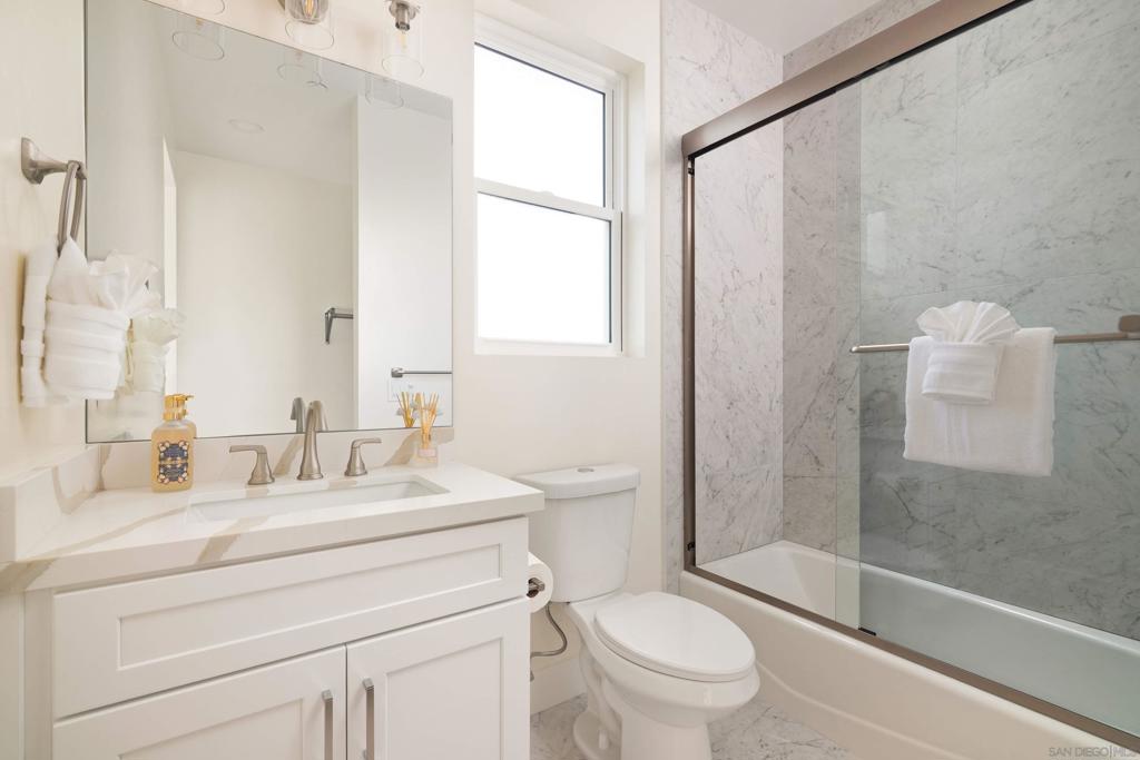 Ocean Beach - Residential Lease