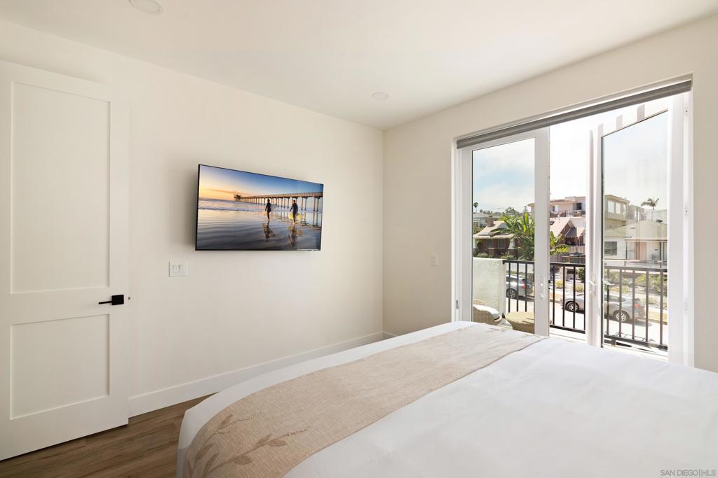 Ocean Beach - Residential Lease