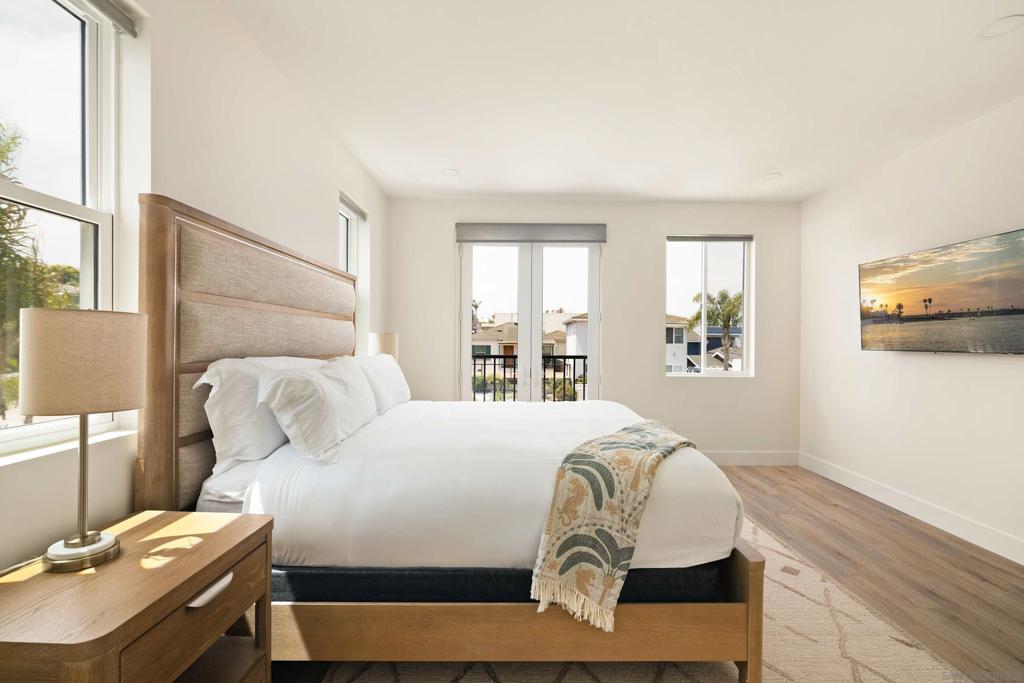 Ocean Beach - Residential Lease