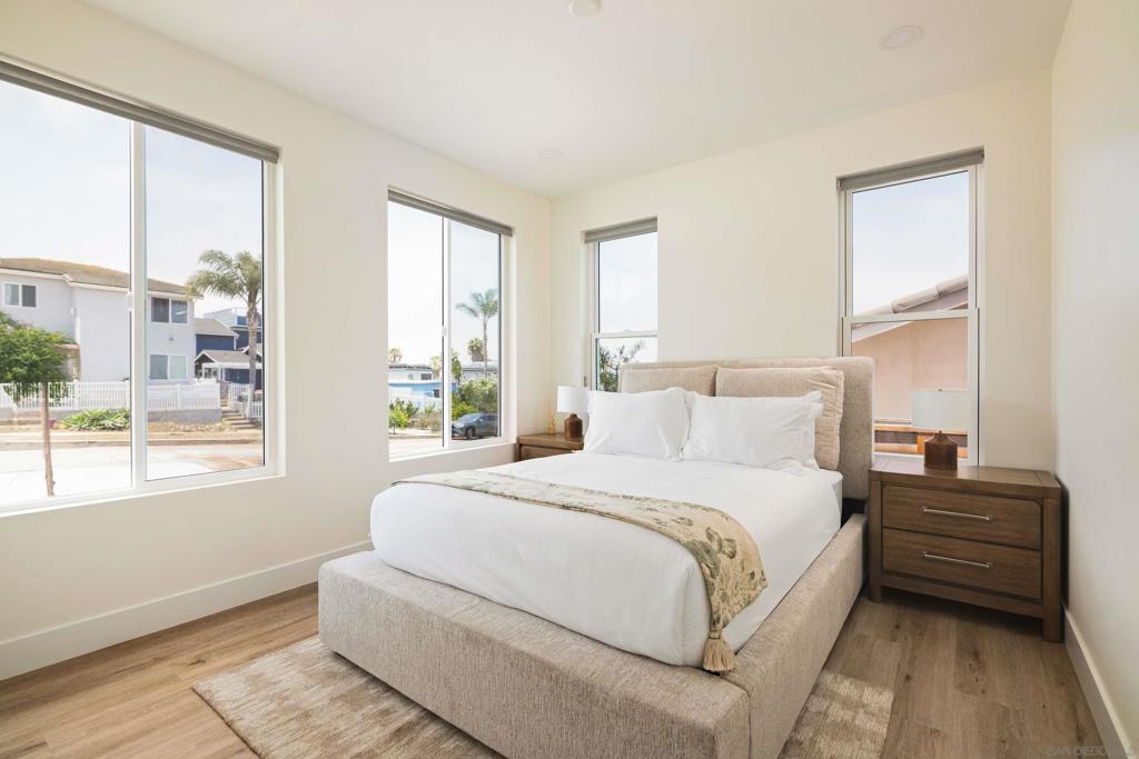 Ocean Beach - Residential Lease