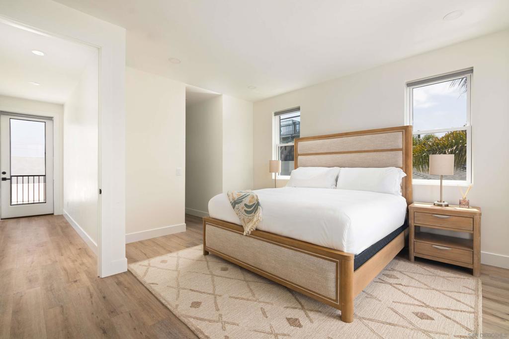 Ocean Beach - Residential Lease