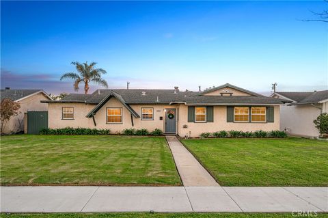 5082 Edinger Huntington Beach CA 92649