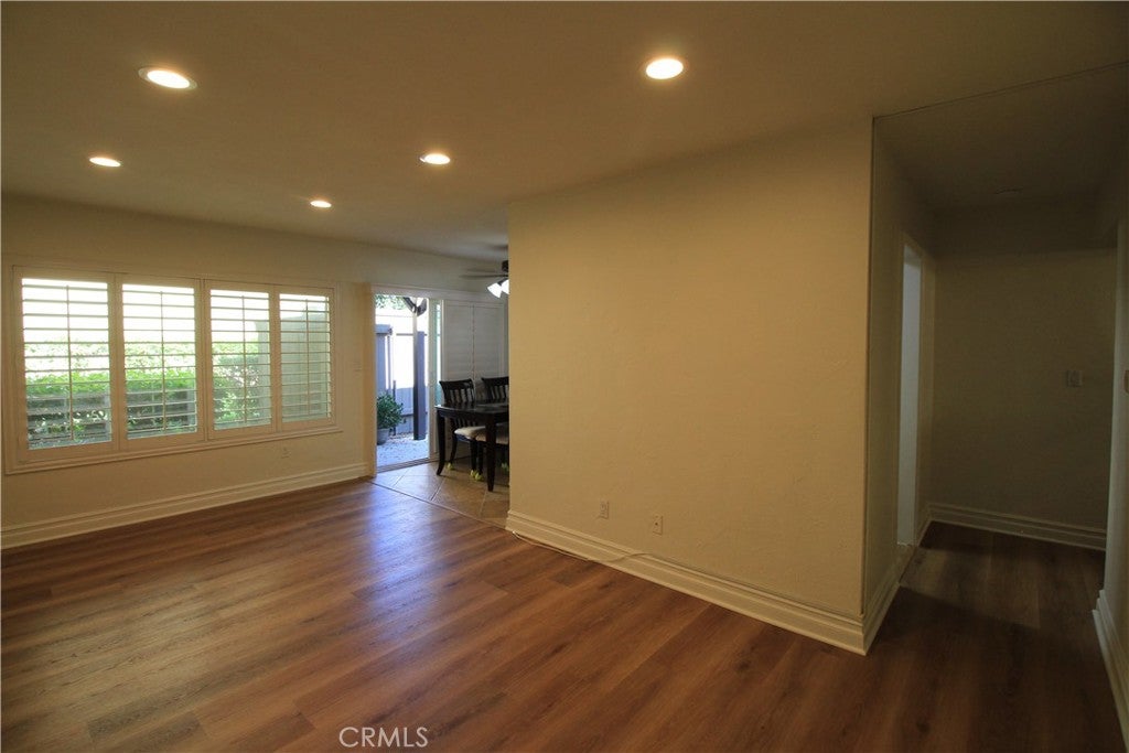 1480 W Lambert 279