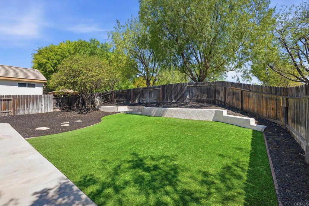 24798 Oakhurst Court