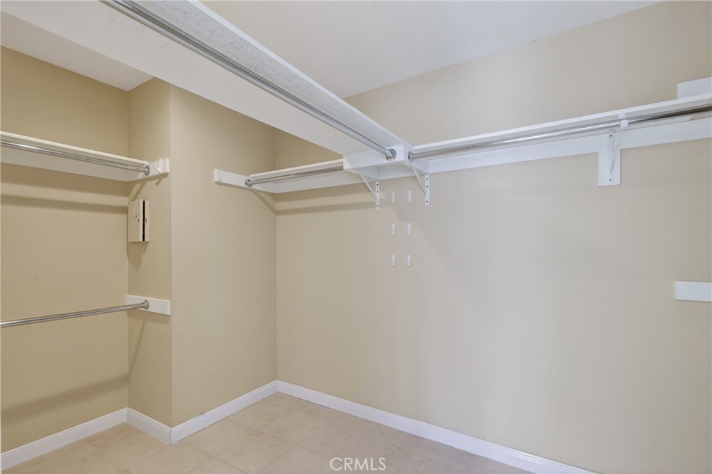 Rolling Hills (RHH) - Residential Lease