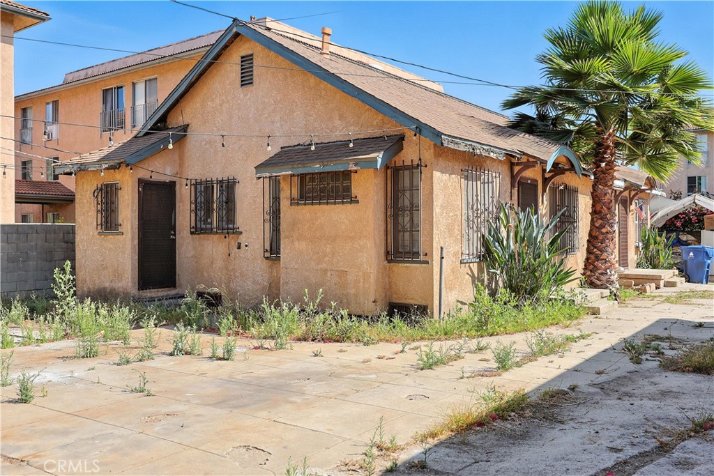 4564 N Figueroa Street