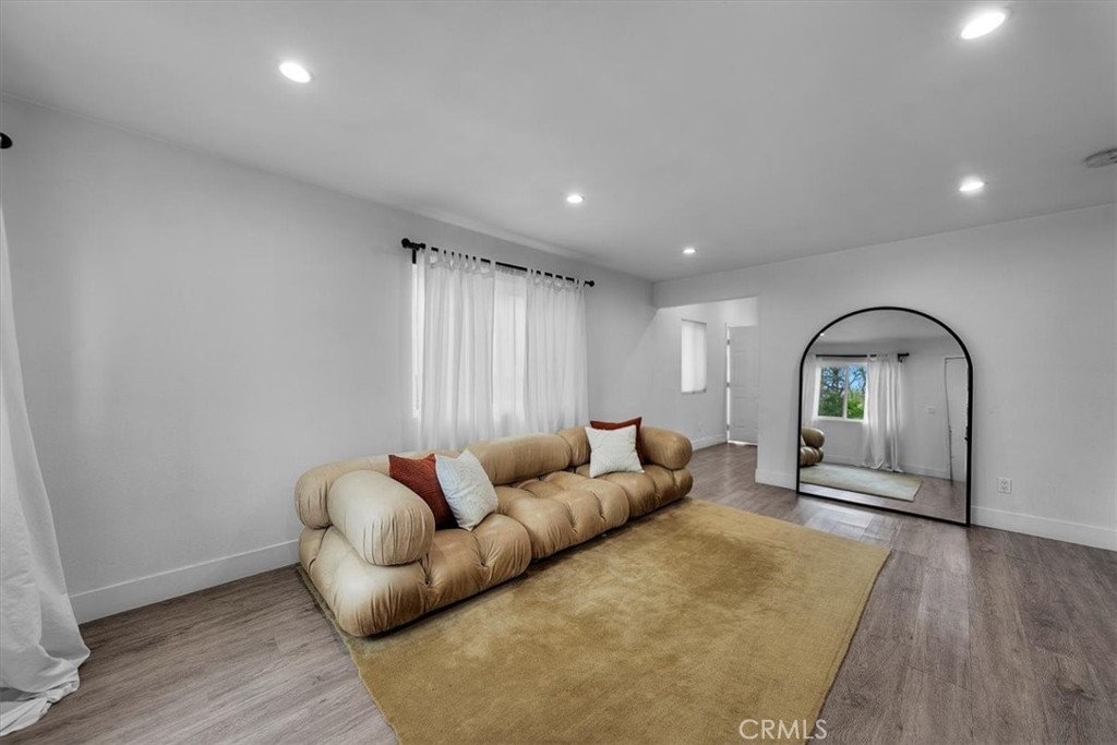 354 E 111th Street