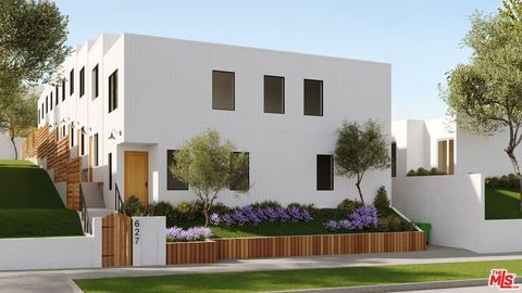 Photo of 627 N Juanita Avenue, Los Angeles, CA 90004 (MLS # 26664283)