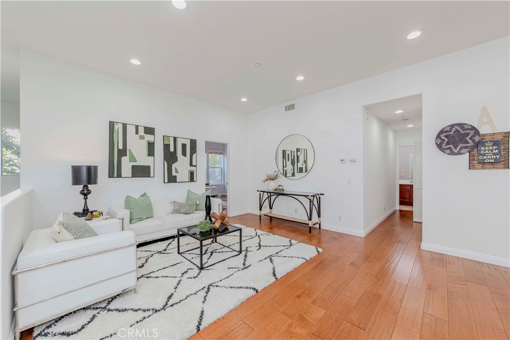 Fullerton Heights (FULH) - Residential