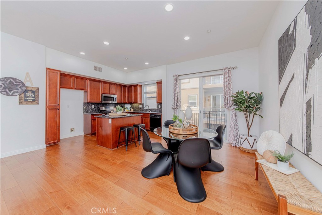 Fullerton Heights (FULH) - Residential