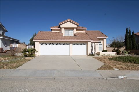 Photo of 1215 Date Palm DR, Palmdale, CA 93551 (MLS # DW26106782)