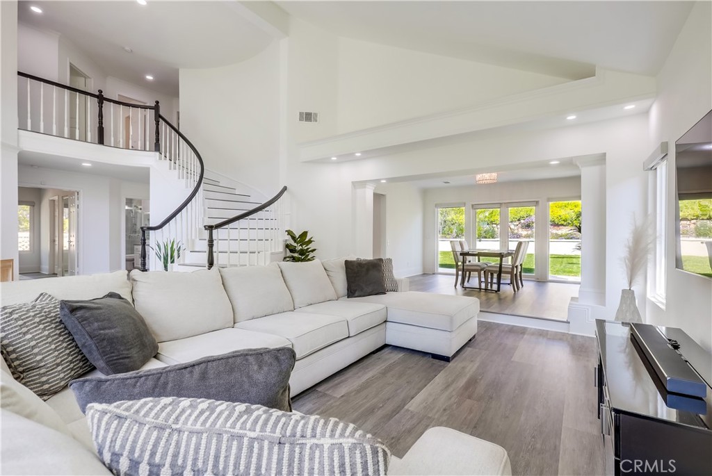 19416 Shadow Oak Drive