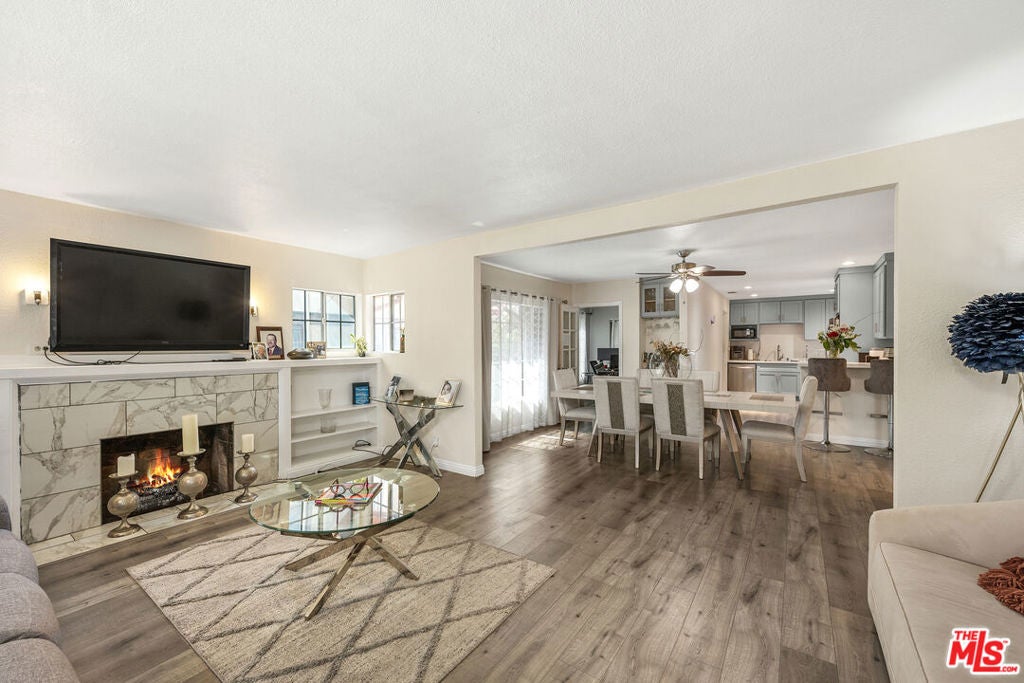 3011 Van Buren Place, Los Angeles CA 90007