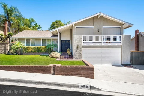 MLS: OC26193971