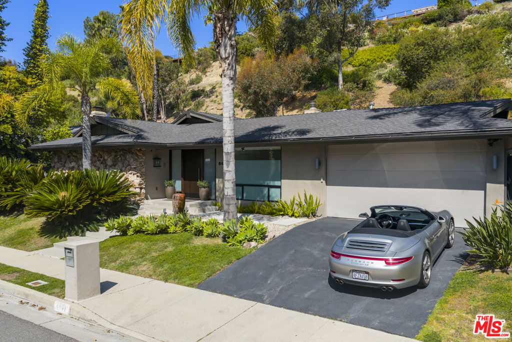 6401 Tahoe Drive