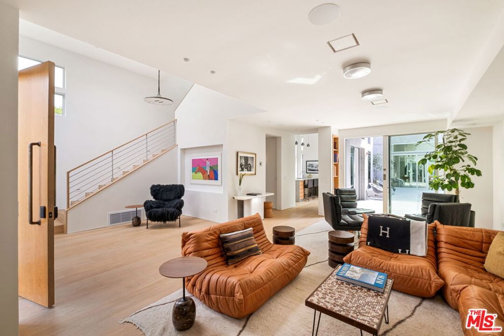 518 Sunset Avenue