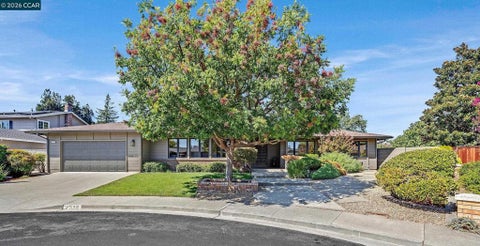 Photo of 2548 Casa Grande Ct CT, Walnut Creek, CA 94598 (MLS # 41148266)