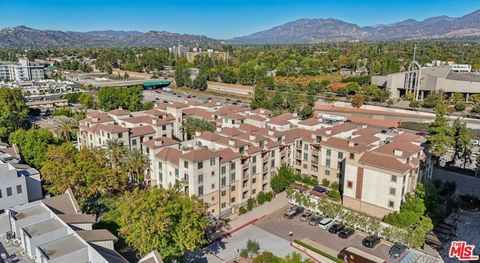 Photo of 290 N Hudson Avenue #403W, Pasadena, CA 91101 (MLS # 25618159)