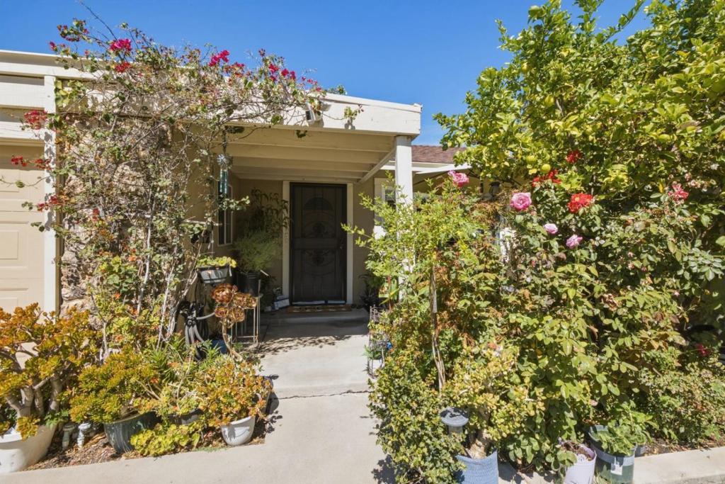 1179 Beaconsfield RD, San Jose CA 95121