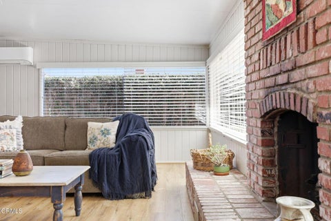 Tiny photo for 397 Palomares Avenue Avenue, Ventura, CA 93003 (MLS # V1-38653)