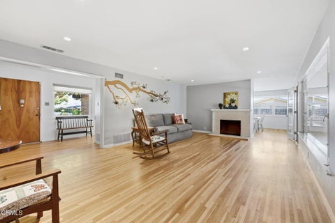Tiny photo for 397 Palomares Avenue Avenue, Ventura, CA 93003 (MLS # V1-38653)