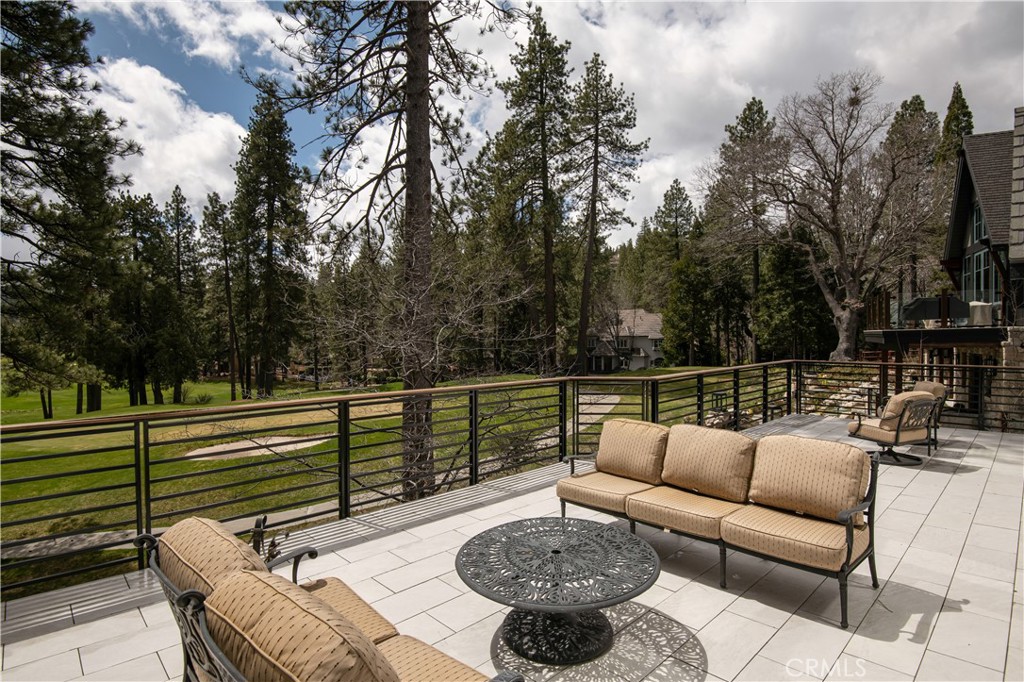 Arrowhead Woods (AWHW) - Residential