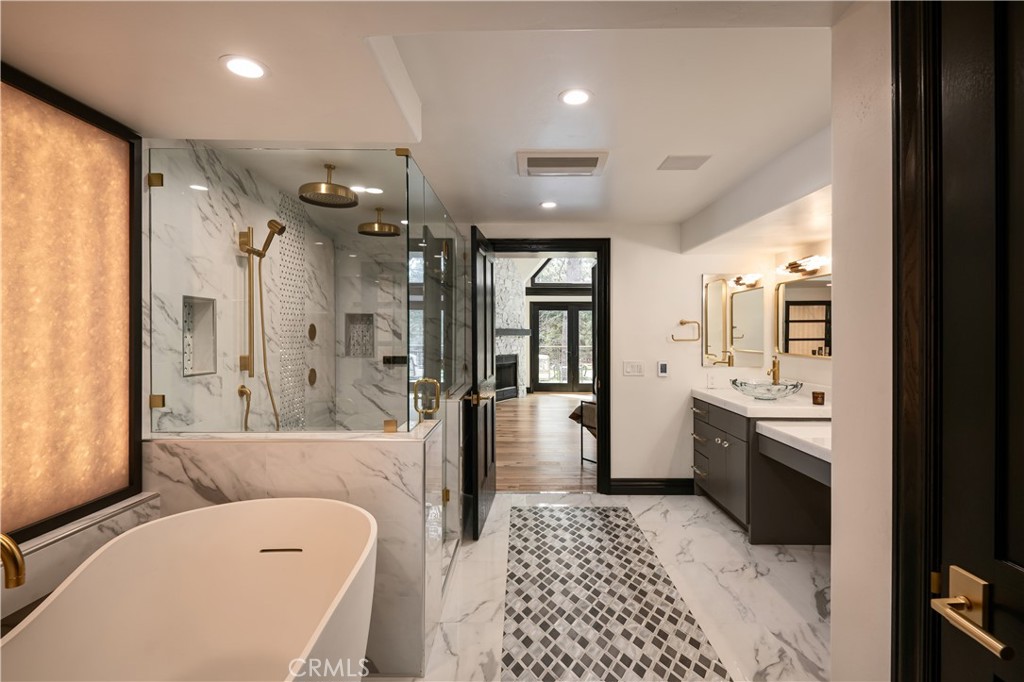 Arrowhead Woods (AWHW) - Residential