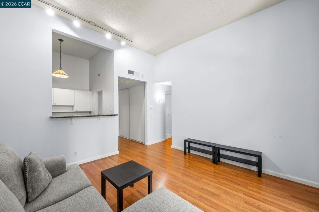 460 N Civic Dr 301