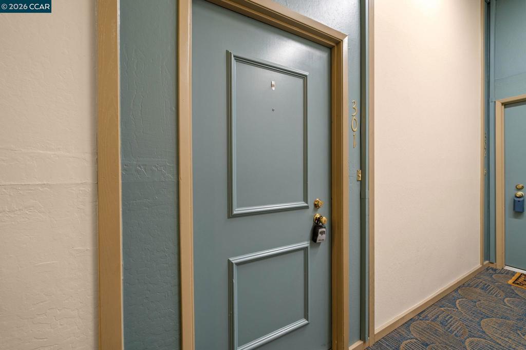 460 N Civic Dr 301