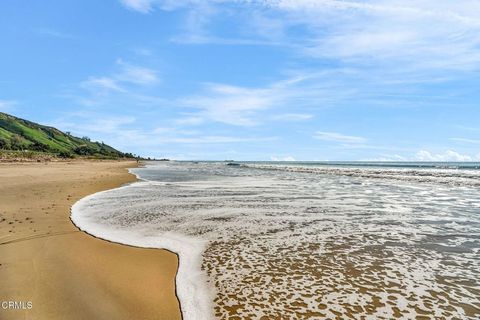 Tiny photo for 6779 Ojai Avenue, Ventura, CA 93001 (MLS # P1-25648)