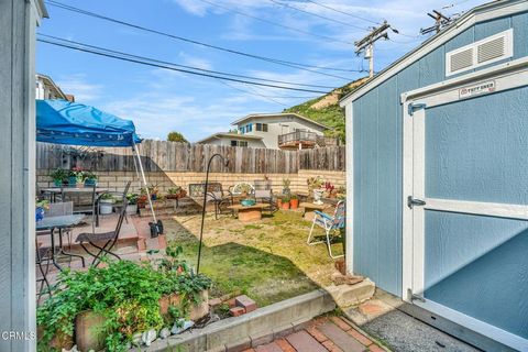 Tiny photo for 6779 Ojai Avenue, Ventura, CA 93001 (MLS # P1-25648)