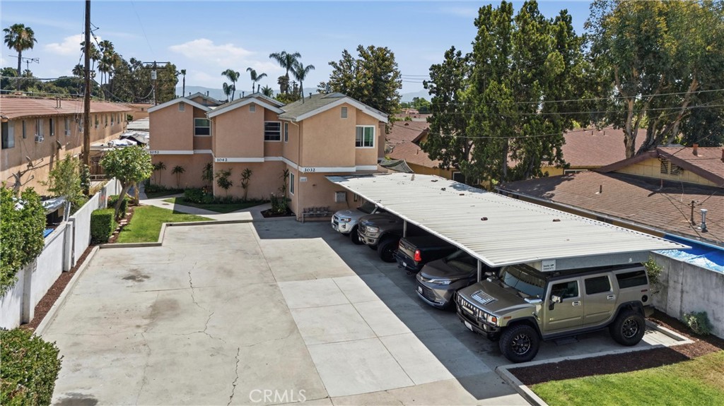 1032 N Acacia Street
