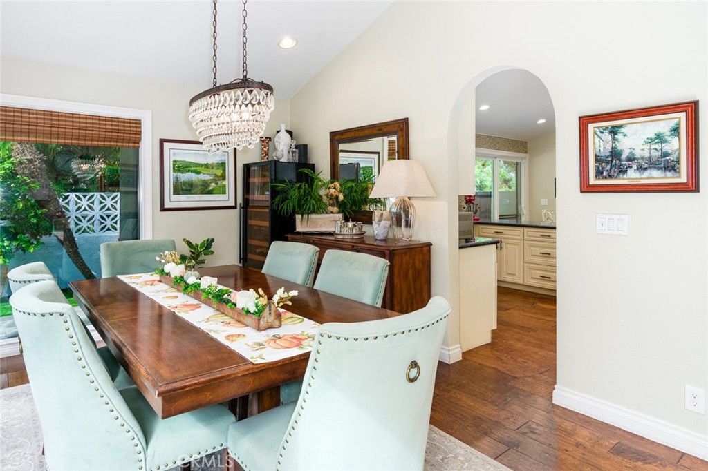 Photo of 401 Onda, Newport Beach, CA 92660 (MLS # NP26003535)