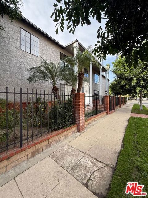Tiny photo for 4375 Ethel Avenue, Studio City, CA 91604 (MLS # 26645301)