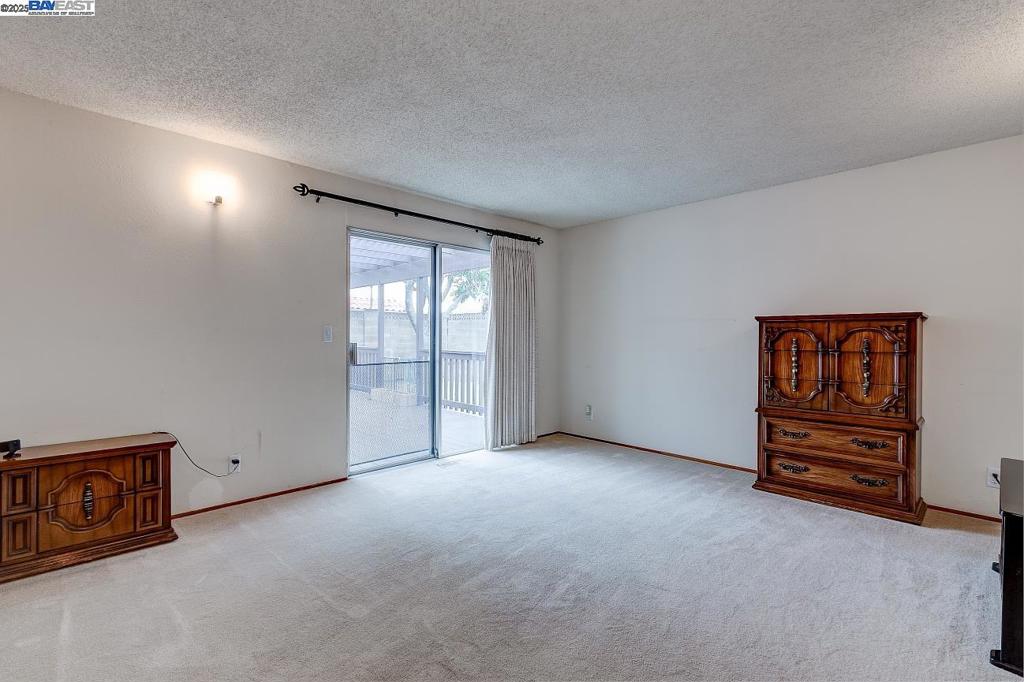 LA CASA - Residential