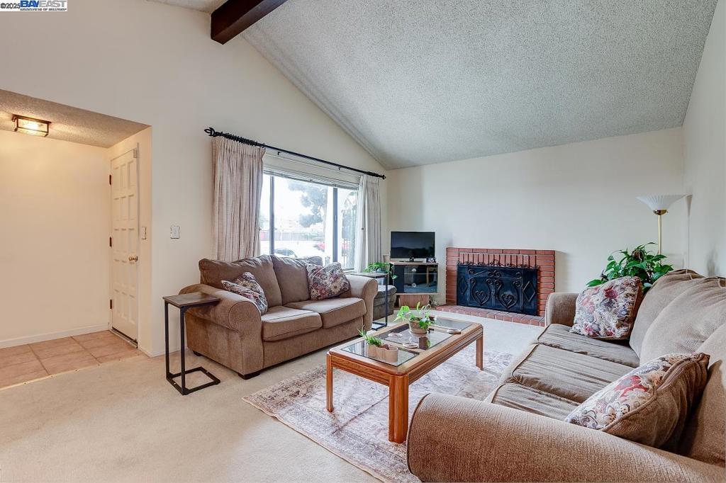 LA CASA - Residential