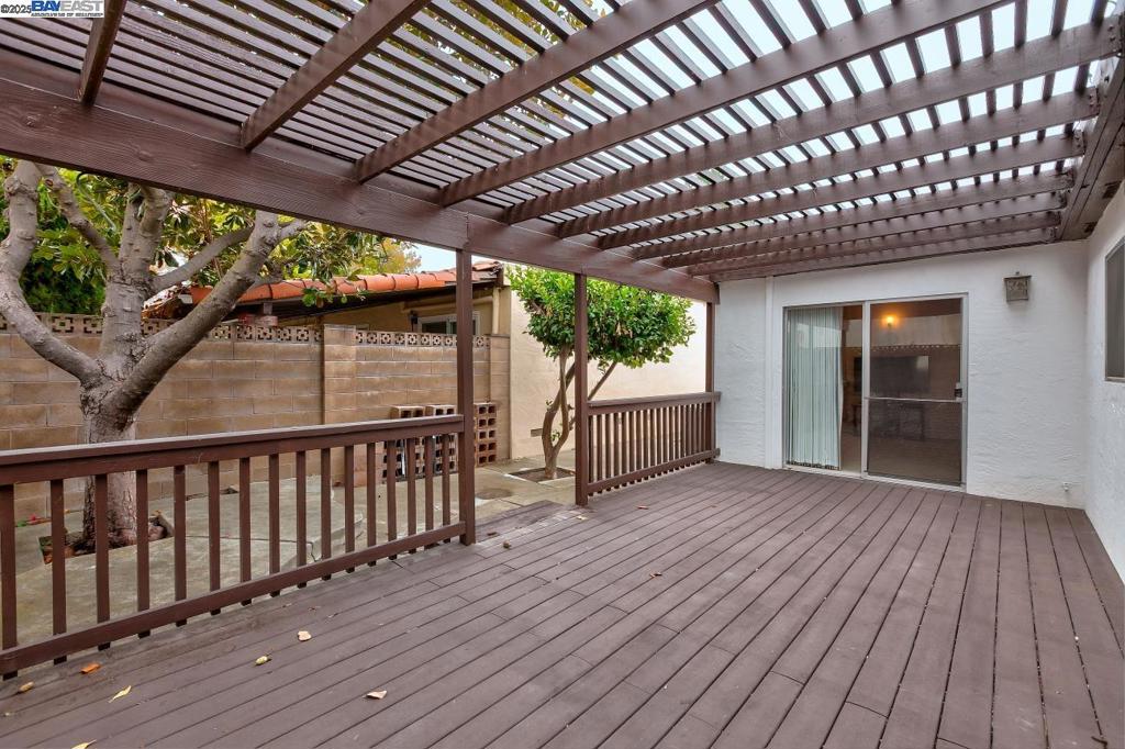 LA CASA - Residential