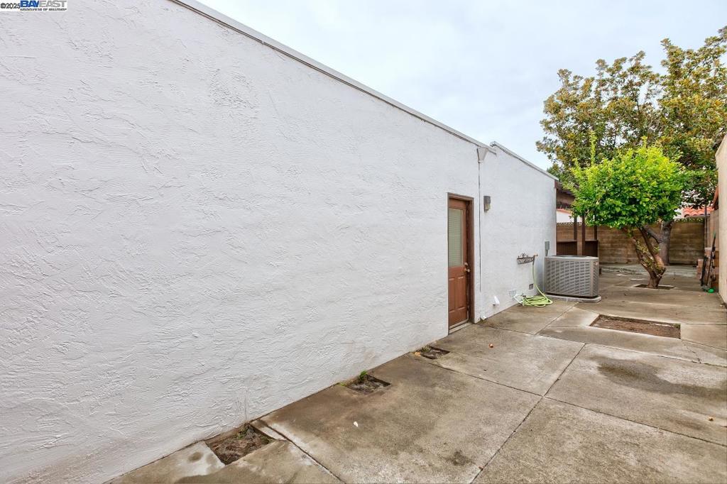 LA CASA - Residential