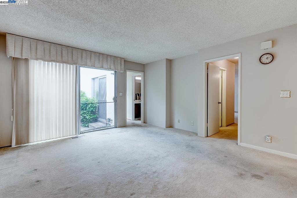 LA CASA - Residential