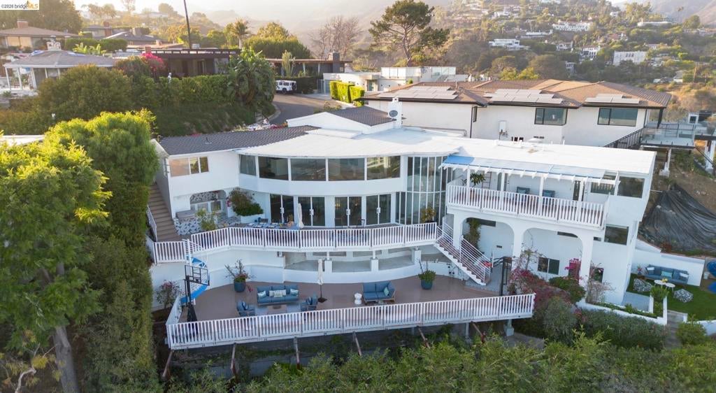 Photo of 17440 Revello Dr DR, Pacific Palisades, CA 90272 (MLS # 41142501)