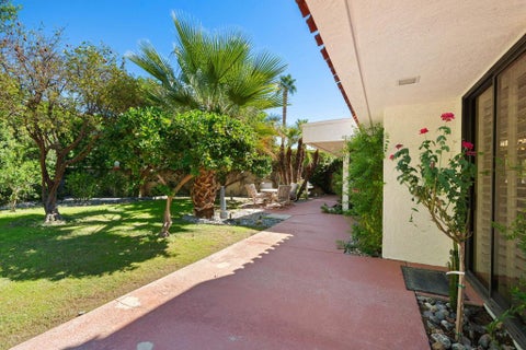 Tiny photo for 147 Columbia Drive, Rancho Mirage, CA 92270 (MLS # 219154529PS)
