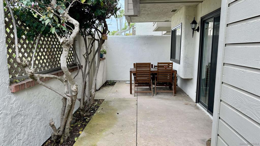 Rancho Santa Fe - Residential Lease